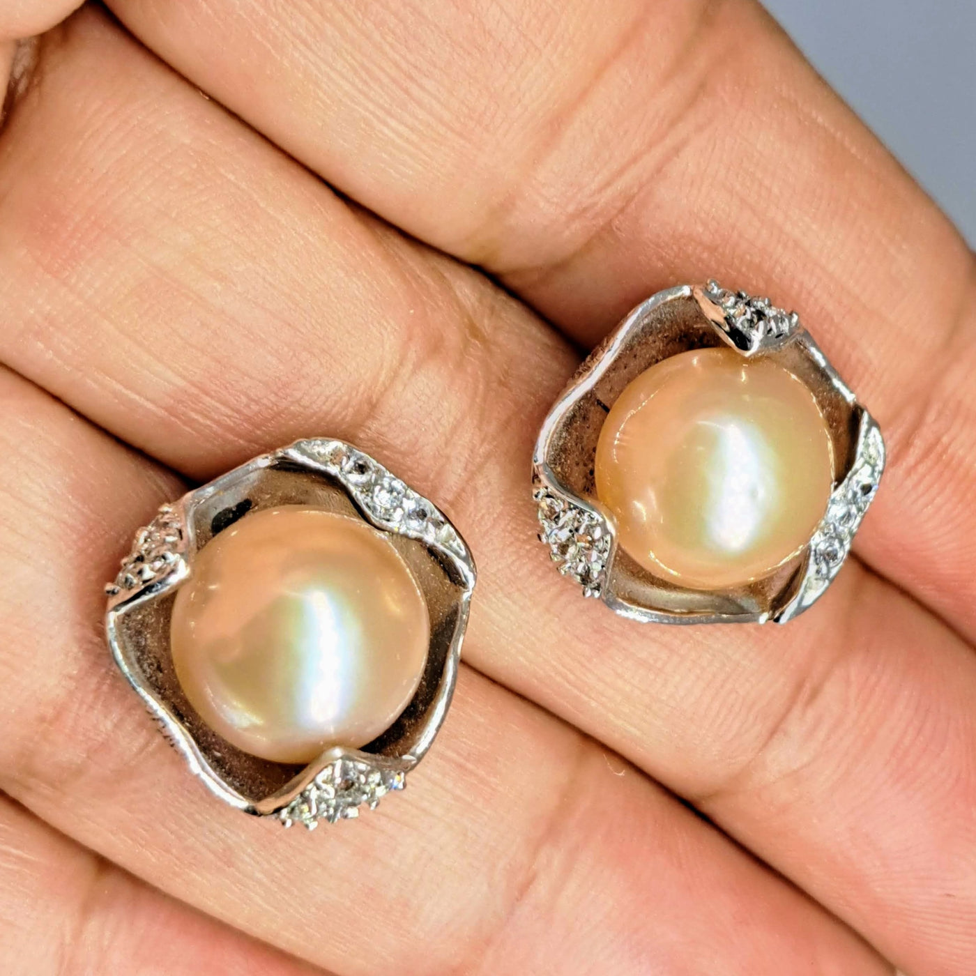 "Pearl Paradise" .75" Earrings - Edison Pearls, Topaz, Sterling