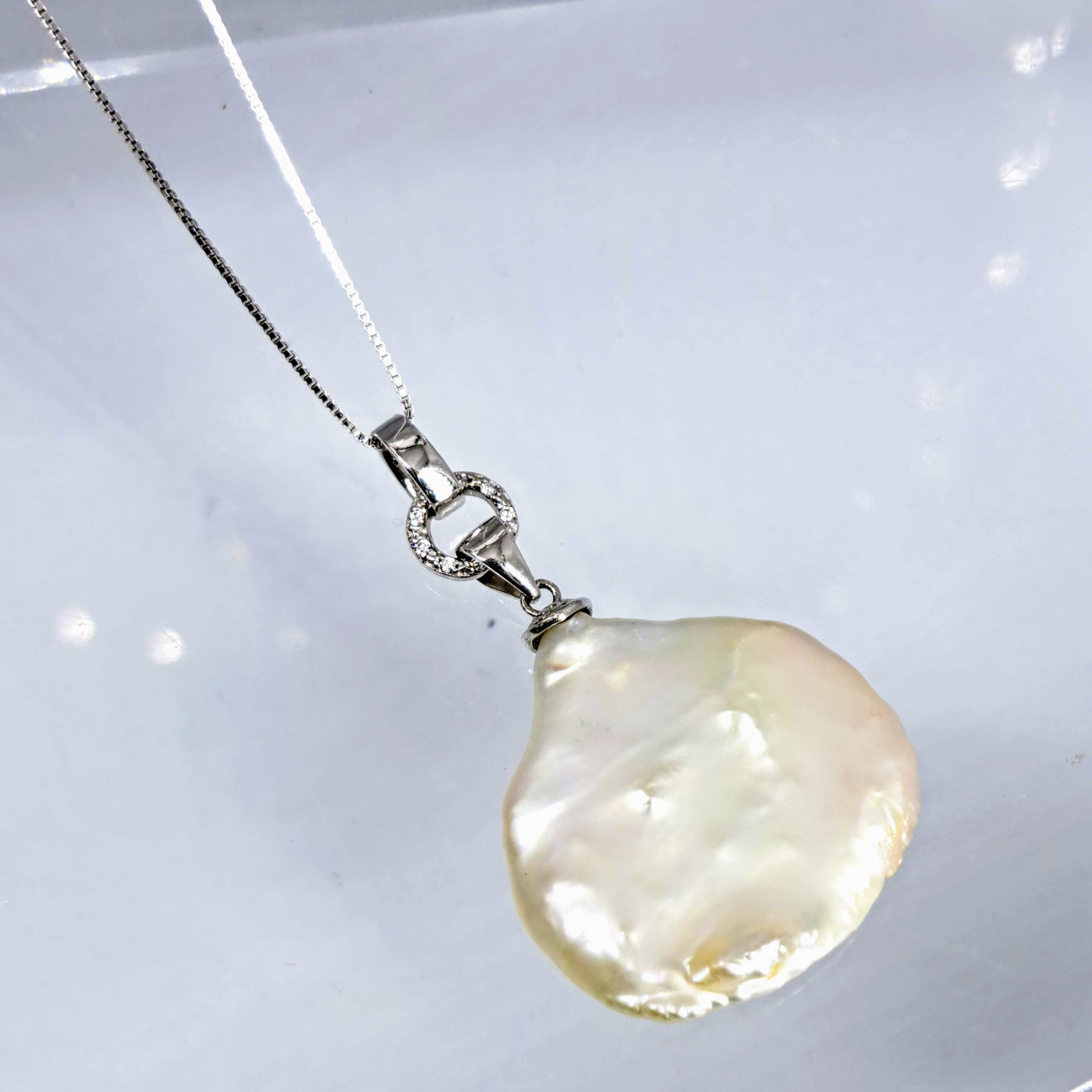 "Paddle Pearl" Pendant Necklace - Pearl, Topaz, Anti-Tarnish Silver