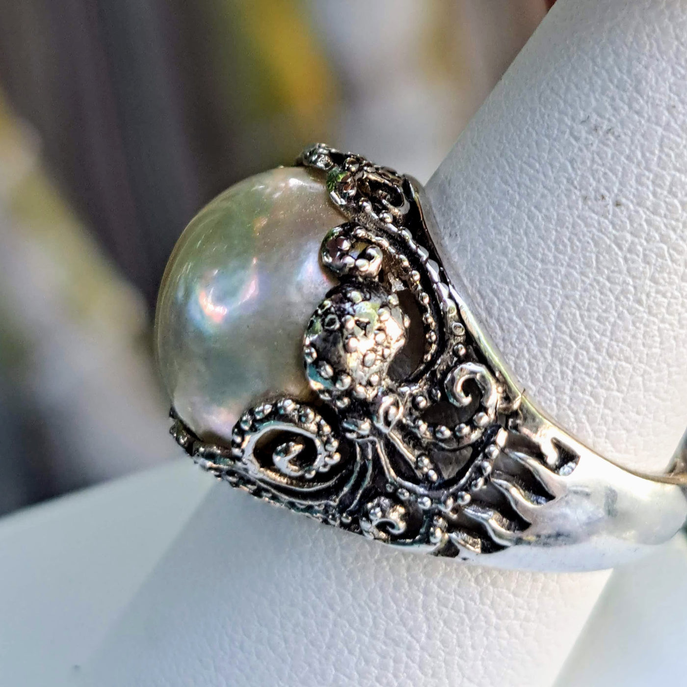 "My Octopus Pearl" Size 8 Ring - Mabé Pearl, Sterling
