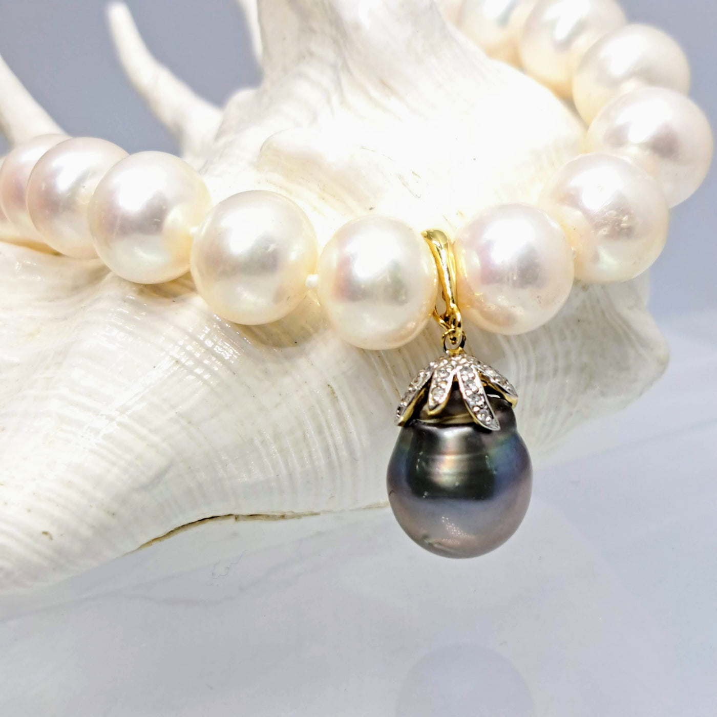 "Umbrella Palm" 1.5" Pendant - Tahitian Pearl, Diamonds, 14K Gold
