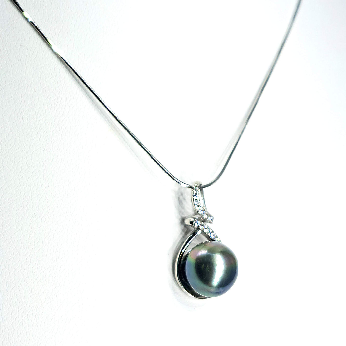 "Tahitian Treat #4" Pendant Necklace - Tahitian Pearl, Anti-tarnish Sterling