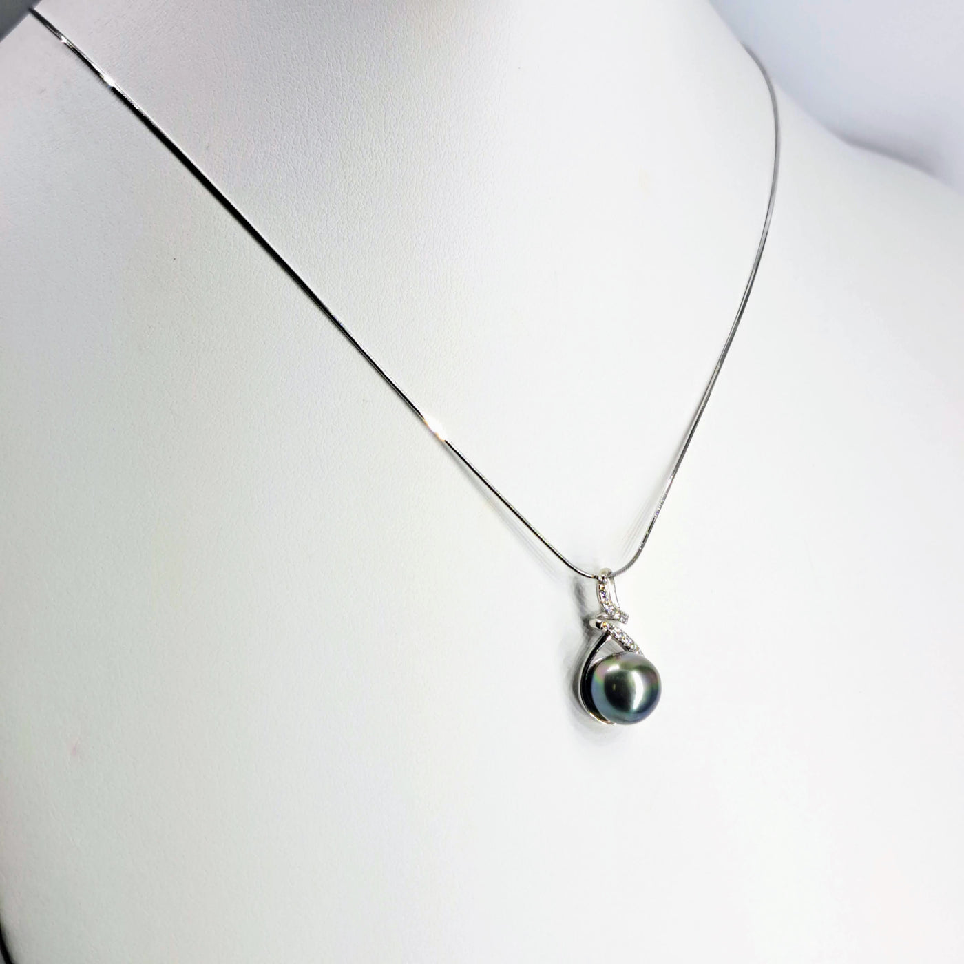 "Tahitian Treat #4" Pendant Necklace - Tahitian Pearl, Anti-tarnish Sterling