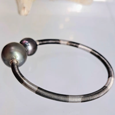 "The Kiss" Sz Med to Lg Bracelet - Tahitian Pearls, Sterling