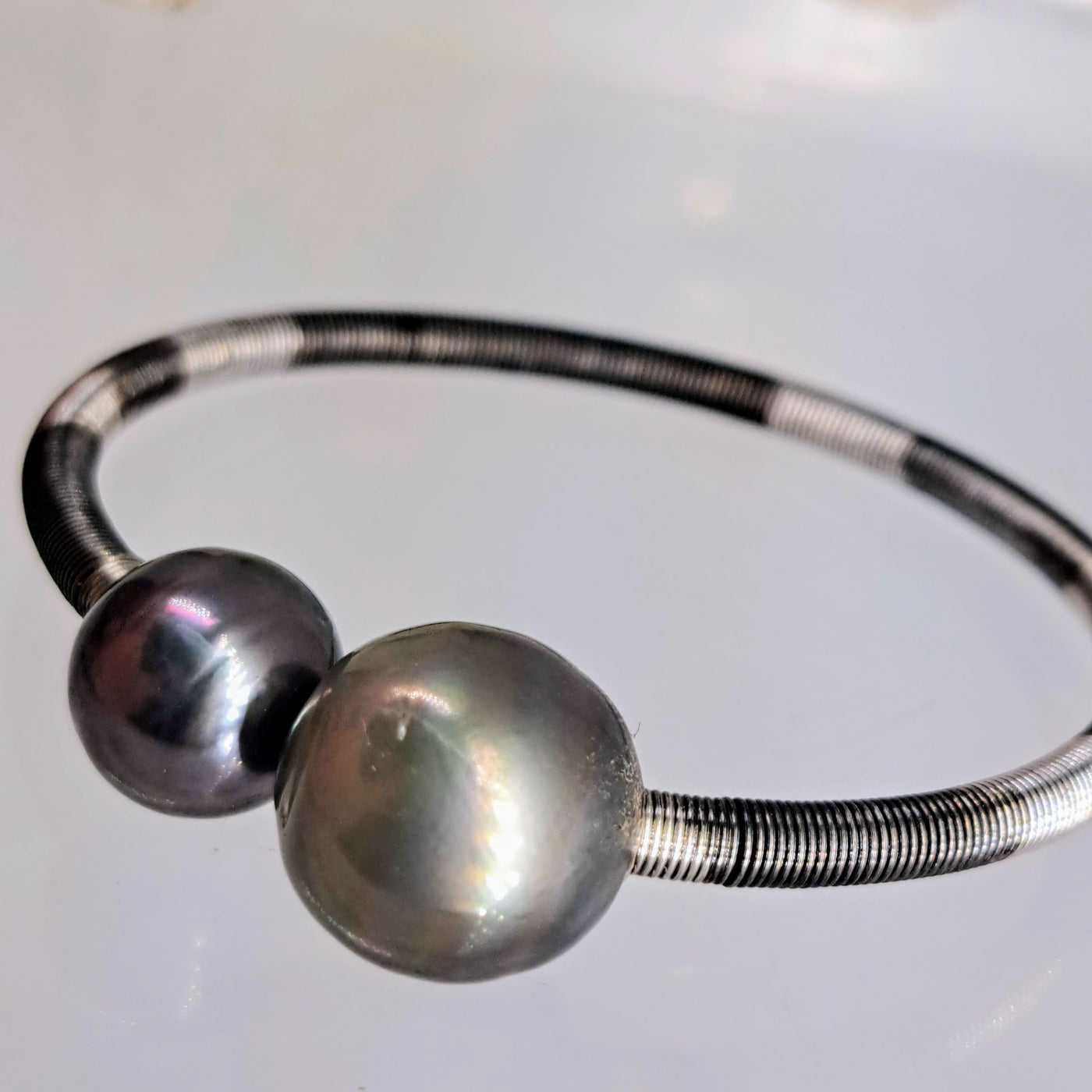 "The Kiss" Sz Med to Lg Bracelet - Tahitian Pearls, Sterling