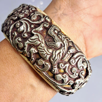 "Spirit Animal" Sz Med. Bracelet - Antique Tibetan Silver, Resin