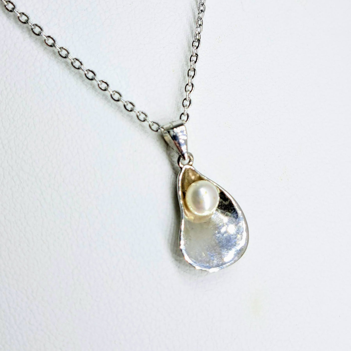 "My Oyster" Pendant Necklace - Pearl, Anti-tarnish Sterling