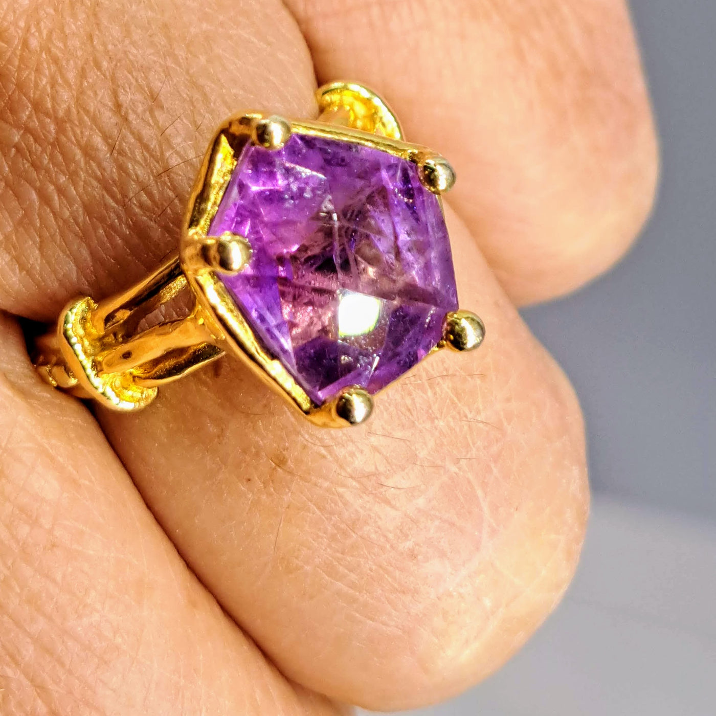 "My Fancy!" Sz 7 Ring - Amethyst, 18k Gold Sterling