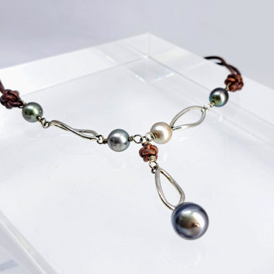 "Key West Casual Tahitians!" 18" Necklace - Tahitian Pearls, Leather