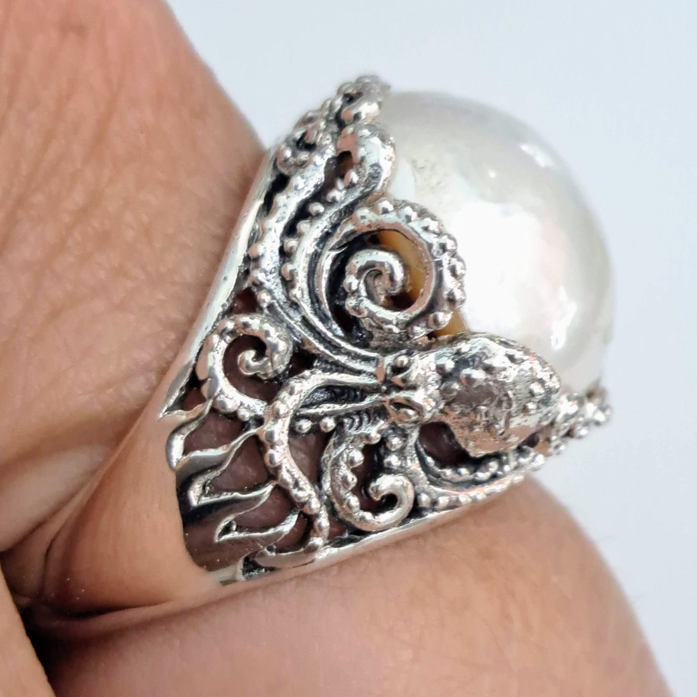 "My Octopus Pearl" Size 8 Ring - White Mabé Pearl, Sterling