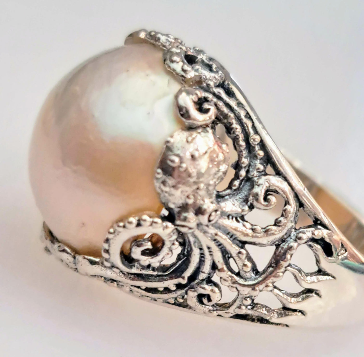 "My Octopus Pearl" Size 8 Ring - White Mabé Pearl, Sterling