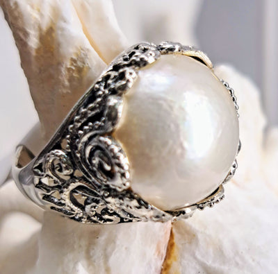 "My Octopus Pearl" Size 8 Ring - White Mabé Pearl, Sterling