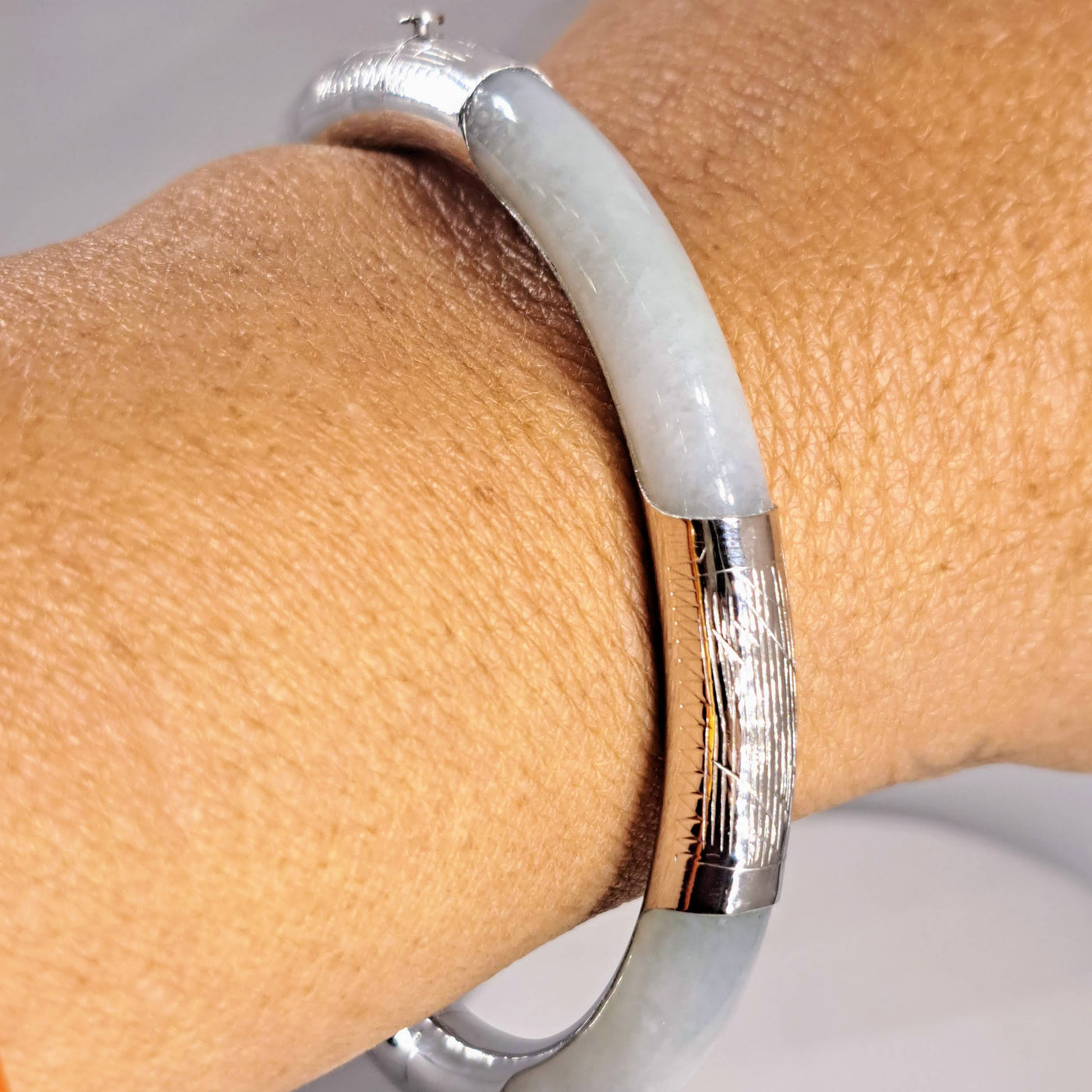 "Bo-Jangle Bangle" Sz Med. Bracelet - Jade, Sterling