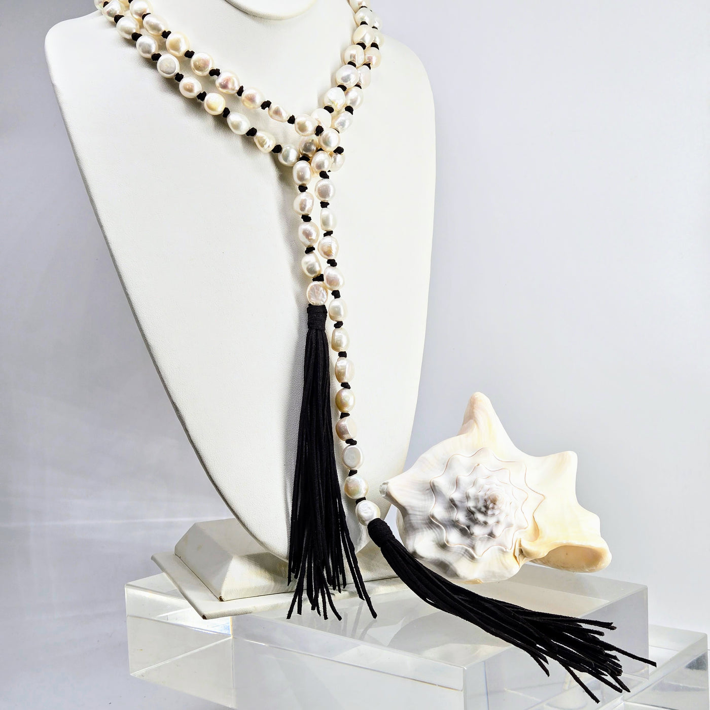 "Domino" Lariat Necklace - Pearls, Leather