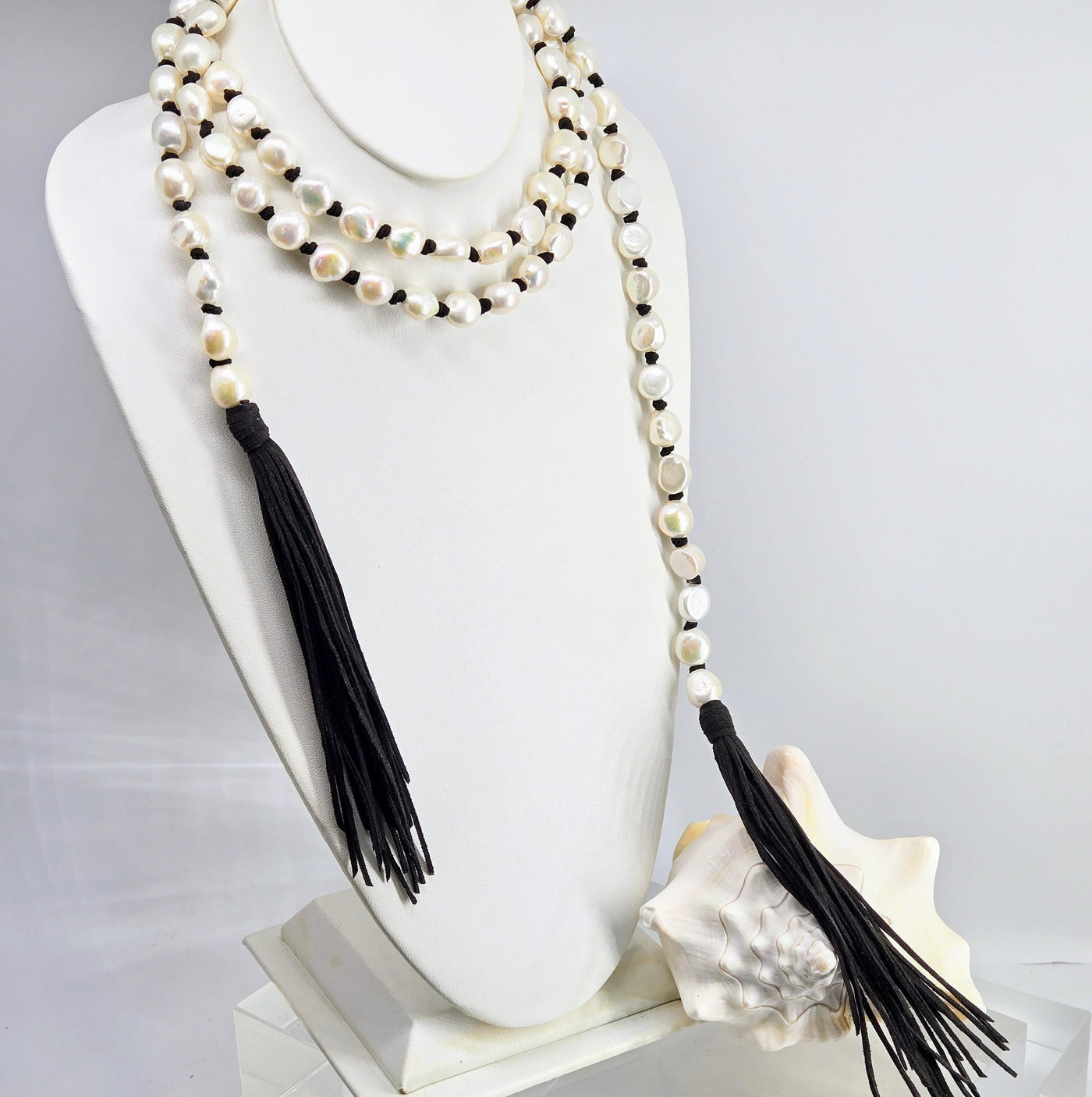 "Domino" Lariat Necklace - Pearls, Leather