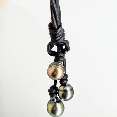 "Tahitians For Everyone!" 18" - 20" Necklace - Tahitian Pearls, Leather