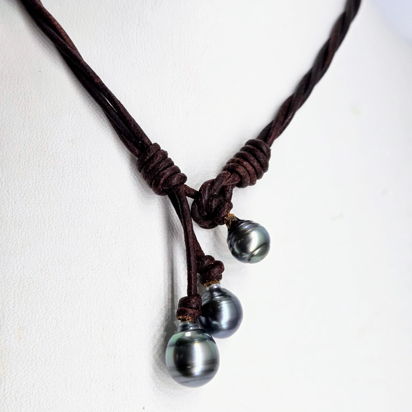 "Tahitians For Everyone!" 18" - 20" Necklace - Tahitian Pearls, Leather