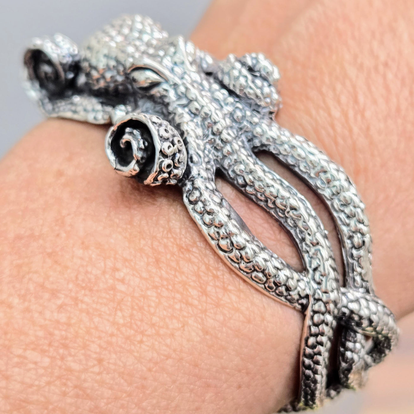"Octopus Friend" Sz Med. Cuff Bracelet - Sterling