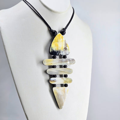 "Sooner Or Ladder" Pendant Necklace - Horn, Cotton