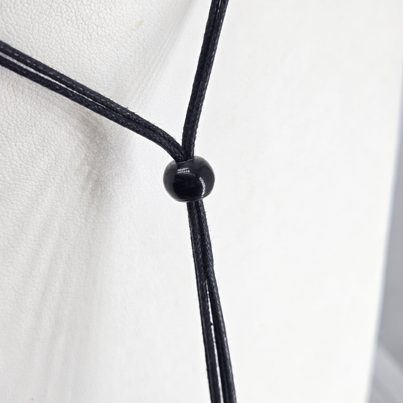 "Sooner Or Ladder" Pendant Necklace - Horn, Cotton