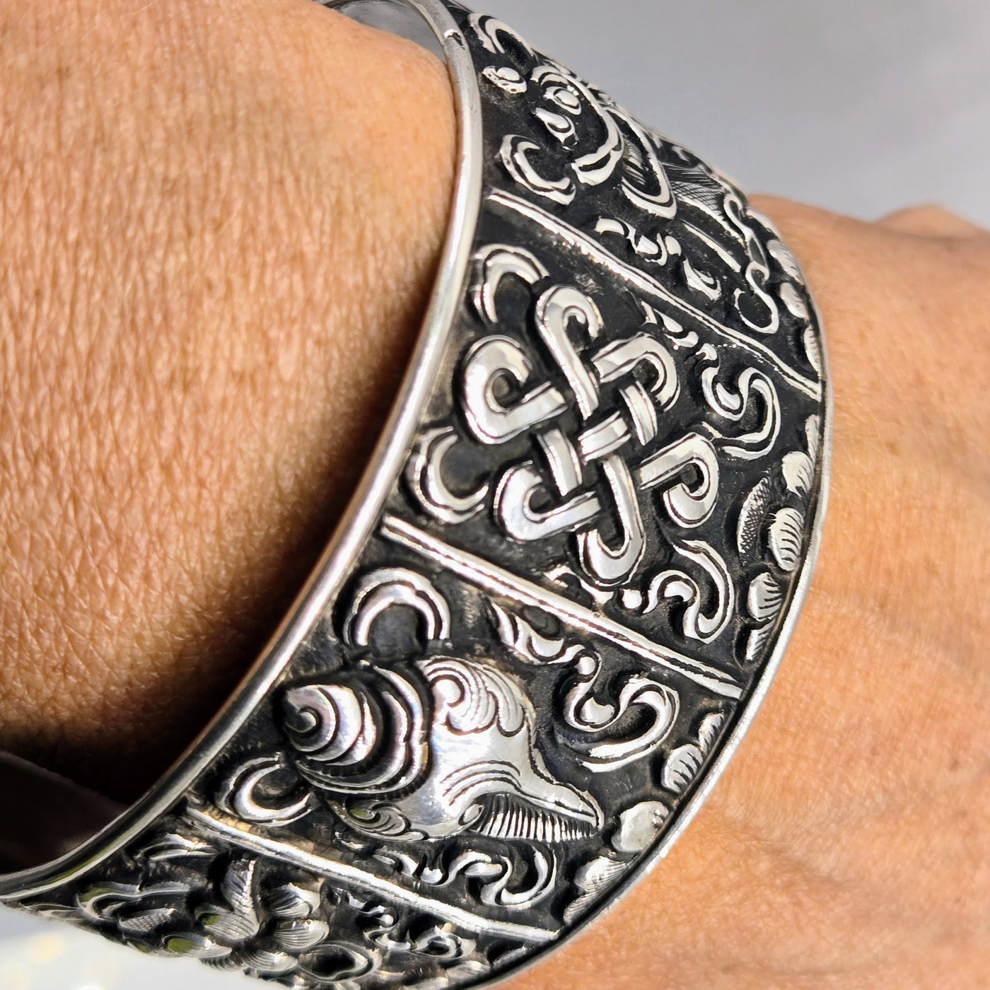 "The Auspicious 8" Sz Med - Lg Cuff Bracelet - Nepali Sterling .925