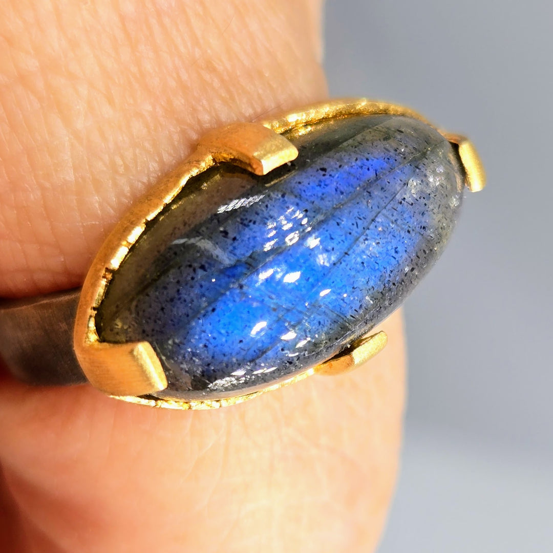 "East West + Blue" Sz 6 Ring - Labradorite, Black Sterling, 18k Gold Accents