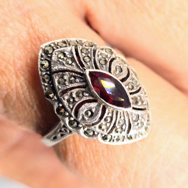 "Great Garnet" Sz 9 Ring - Garnet, Marcasite, Sterling
