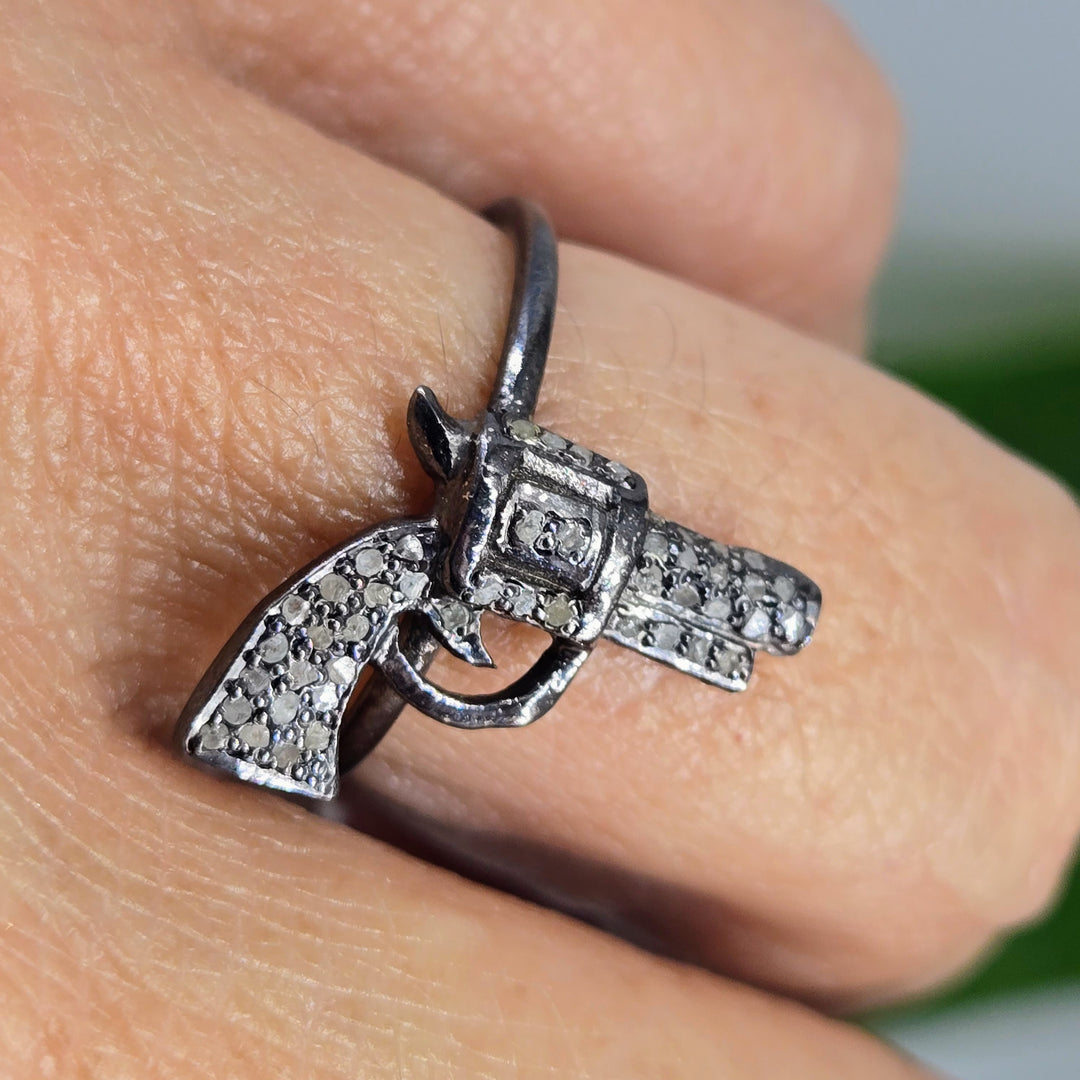 "La Pistolita" Sz 7.5 Ring - Diamonds, Black Sterling