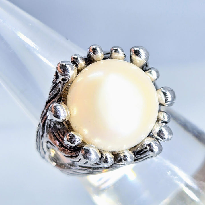 "Lusterous Lovely" Sz 7 Ring - Pearl, Sterling
