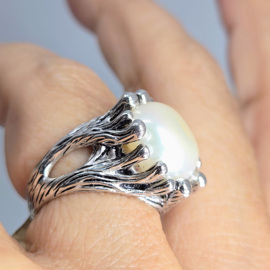 "Lusterous Lovely" Sz 7 Ring - Pearl, Sterling