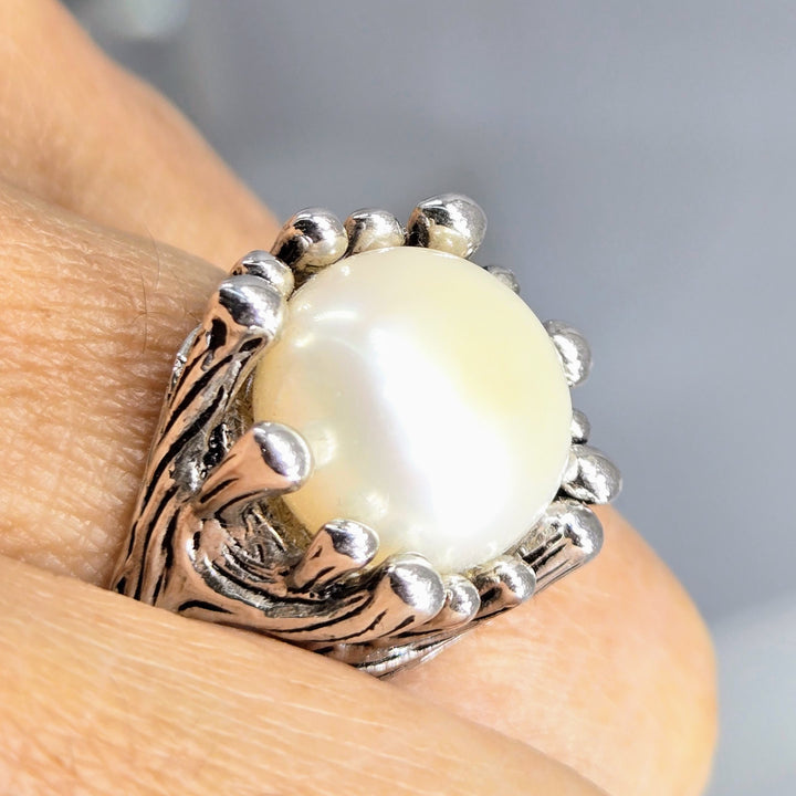 "Lusterous Lovely" Sz 7 Ring - Pearl, Sterling