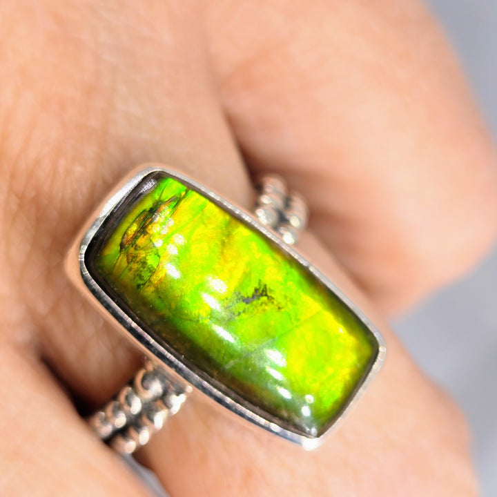 "The Green Flash!" Sz 8 Ring - Ammolite, Sterling