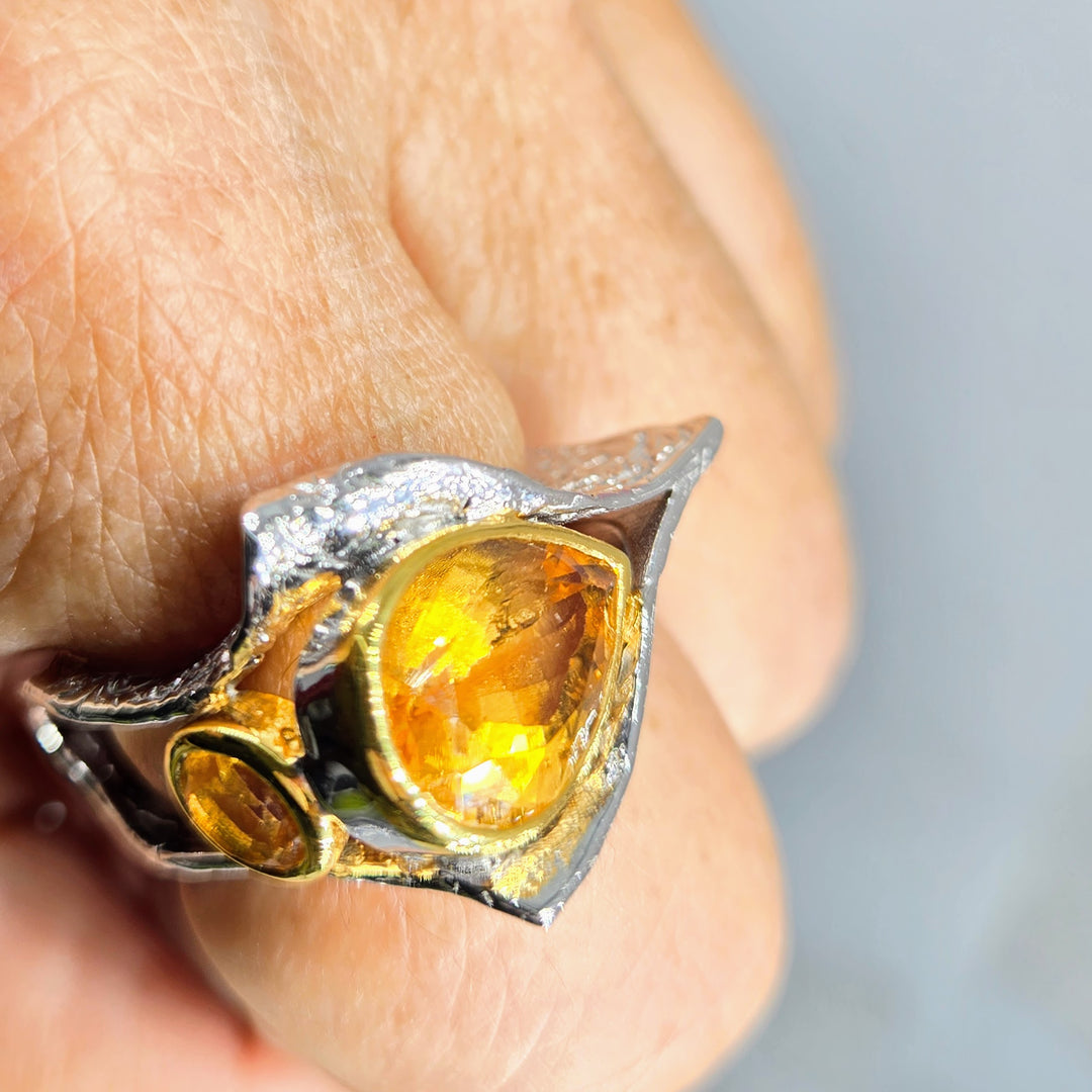 "Hot Honey in an El Camino!" Sz 9 Ring - Citrine, Anti-tarnish Sterling, 18k Accents