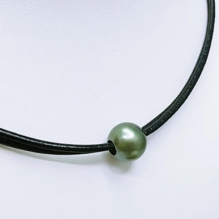 ?4 Way - Everyday Tahitian Pearl Necklace’ Convertible Necklace/bracelet - Pearls on Black Chocolate or Un-tanned