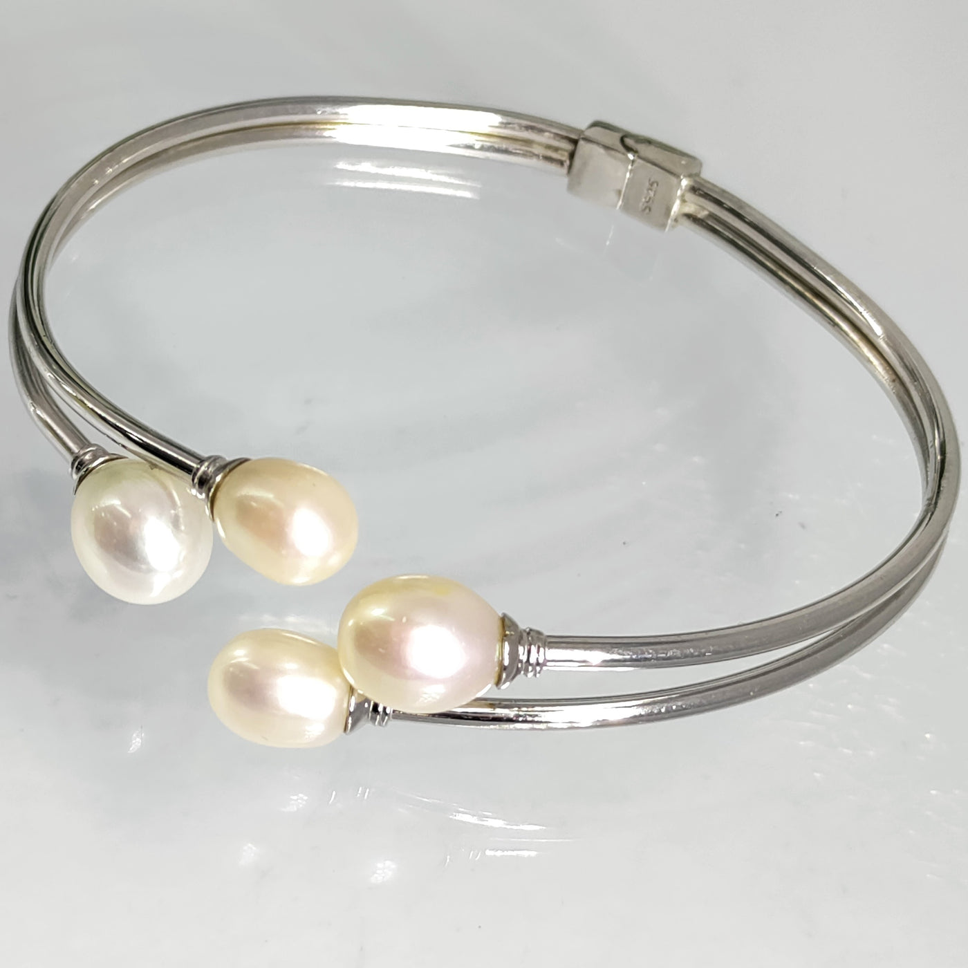 "Clutch" Sz Med Bracelet - Fresh Water Pearl, Sterling