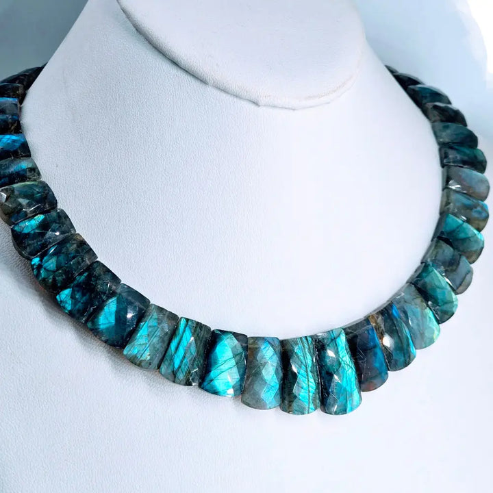 ?AUrora Borealis’ 16’’ - 18’’ Necklace - Labradorite Sterling - Key West Local Luxe