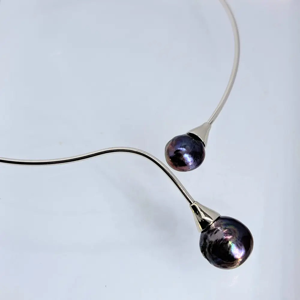 ?BAbe on a Wire’ 16’’-18’’ Necklace - Adjustable Flex Wire Sterling Baroque Pearls - Peacock
