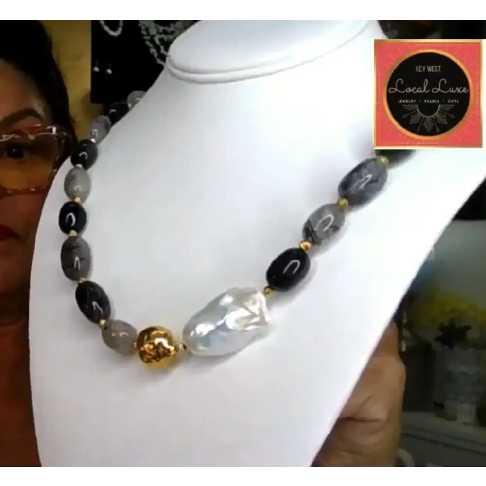 Balancing Act Necklace - Necklaces