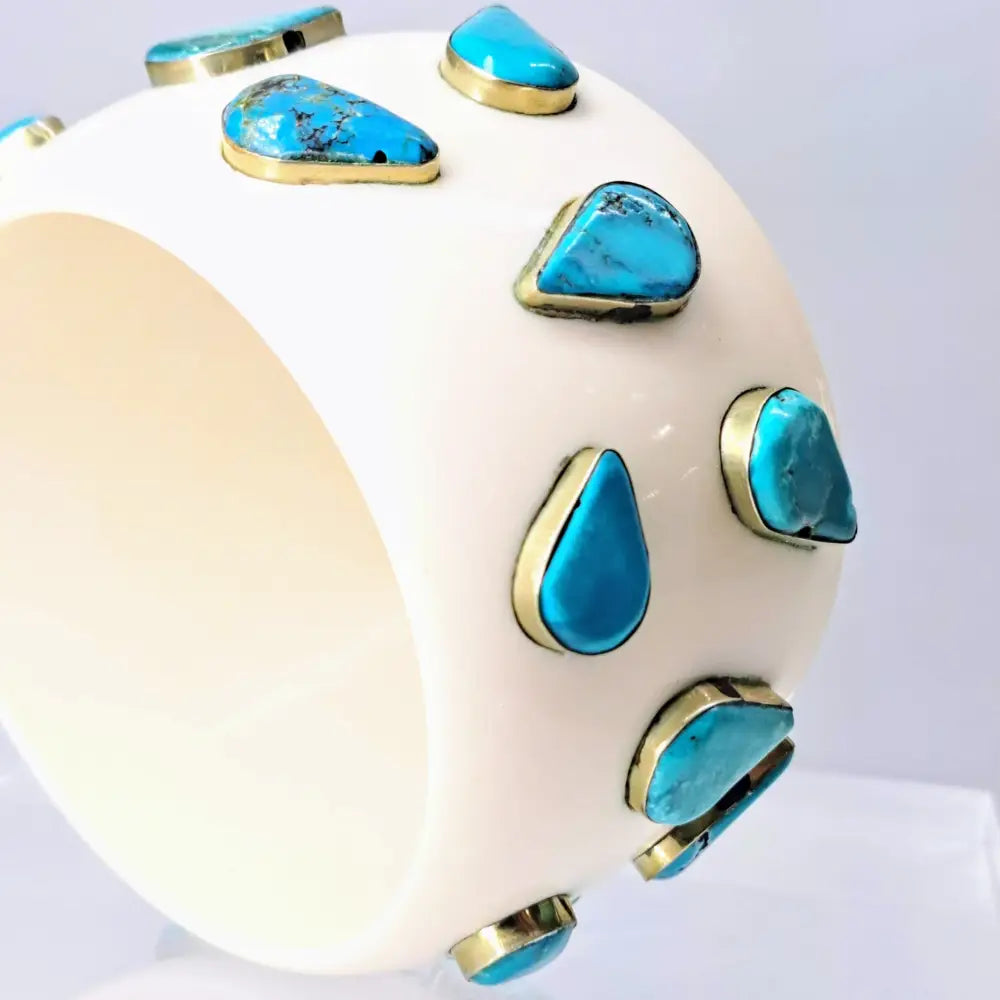 ?BArb’s Big Bodacious Bangles’ Bangle Bracelets -mixed Gems & Buddhas Resin - White with Teardrop-shaped Turquoise