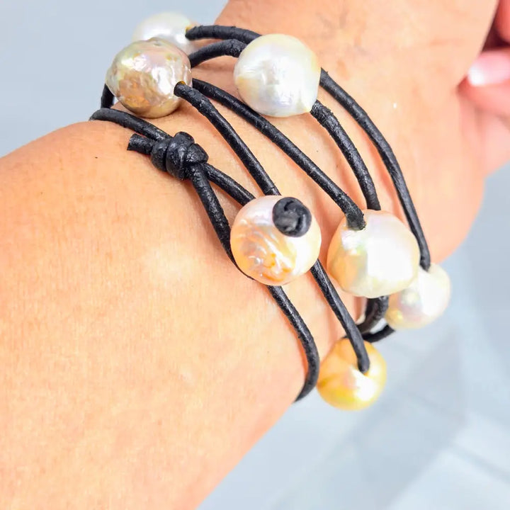 ?BAroque Twist’ 36’’ Convertible Necklace/bracelet - Edison Pearls Leather - Necklace