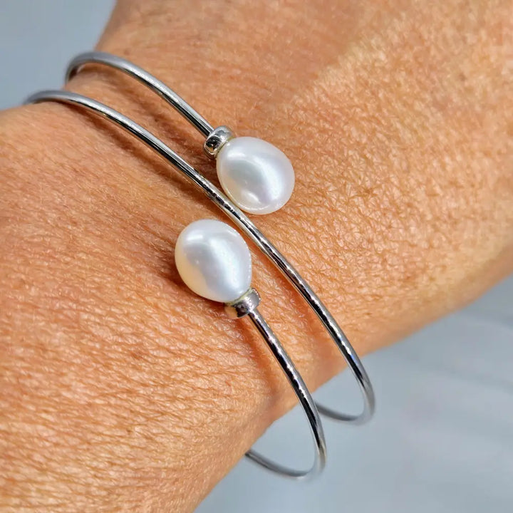 ?BAsic - not Boring’ Free Size Bracelet - Pearls Sterling