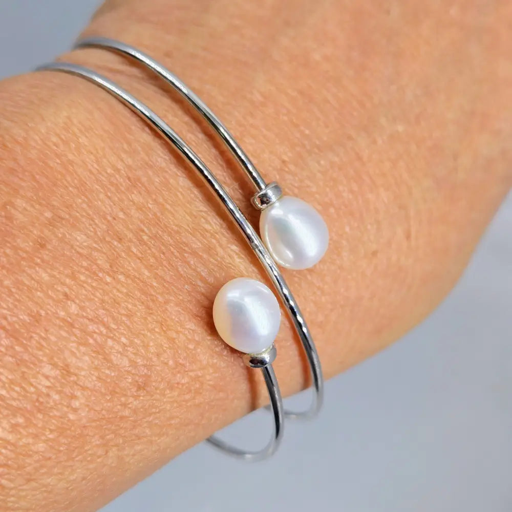 ?BAsic - not Boring’ Free Size Bracelet - Pearls Sterling