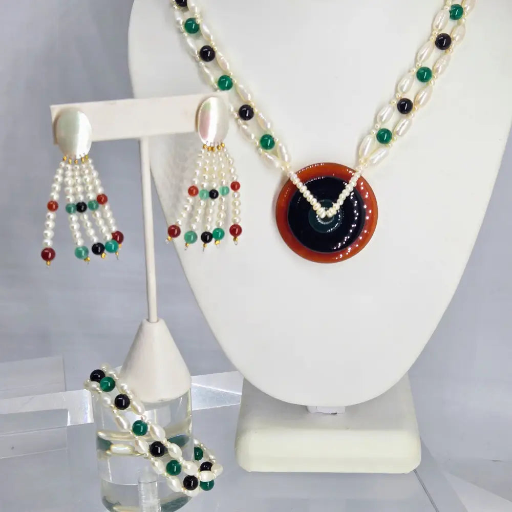 ?BEnjamin Button’s Babe’ 18’’ Necklace - Pearls Onyx Carnelian