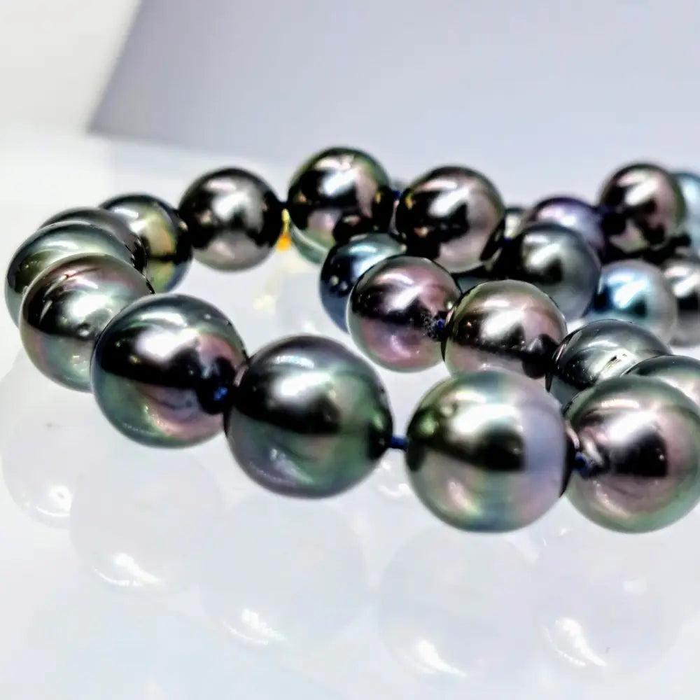 ?BLack Cherry’ 18’’ Necklace - Tahitian Pearls Silk 18k Ball Clasp - Necklace