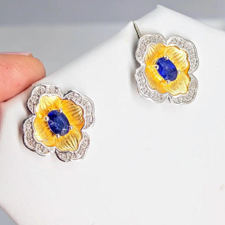 ?BLeue Le Fleur’.75 Earrings - Diamonds Sapphire Anti-tarnish 18k Gold Sterling