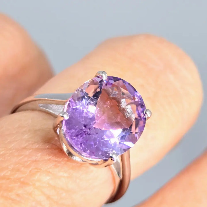 ?BOld & Beautiful’ Sz 7 Ring - Amethyst Sterling - Key West Local Luxe
