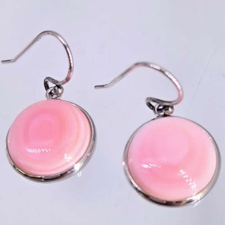 ?BUbblegum Queen’ 1.25’’ Earrings - Queen Conch Shell Anti-tarnish Sterling