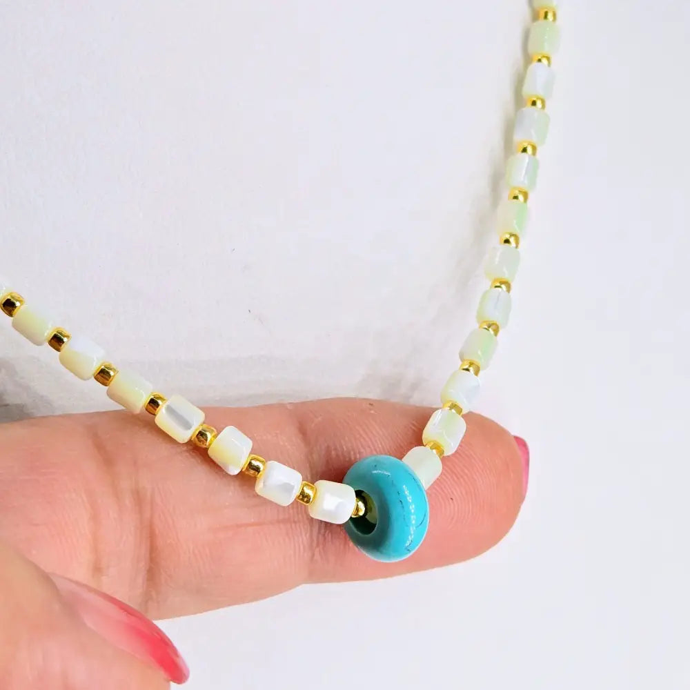 ?CAndy Shell’ 16’’ - 18’’ Necklace - Mother-of-pearl Magnesite Turquoise Gold Pvd Accents