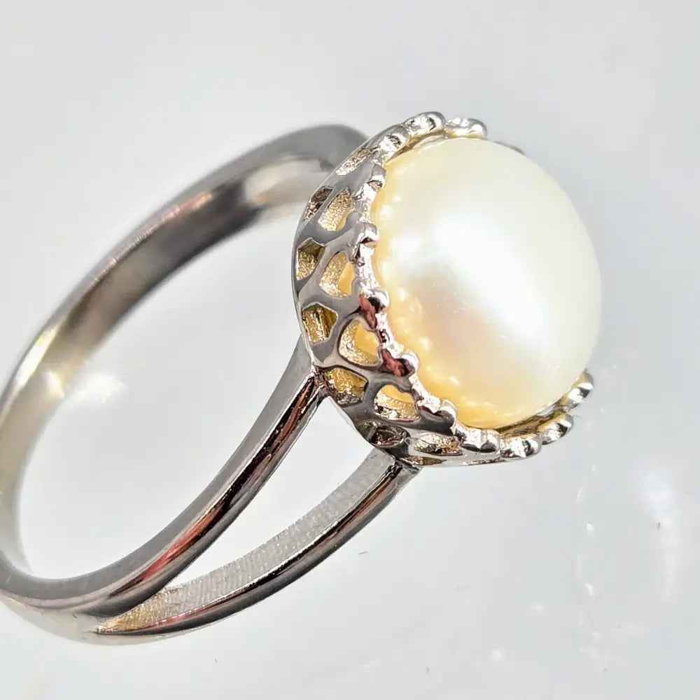?CLassic’ Sz 7 Ring - Pearl Anti-tarnish Sterling
