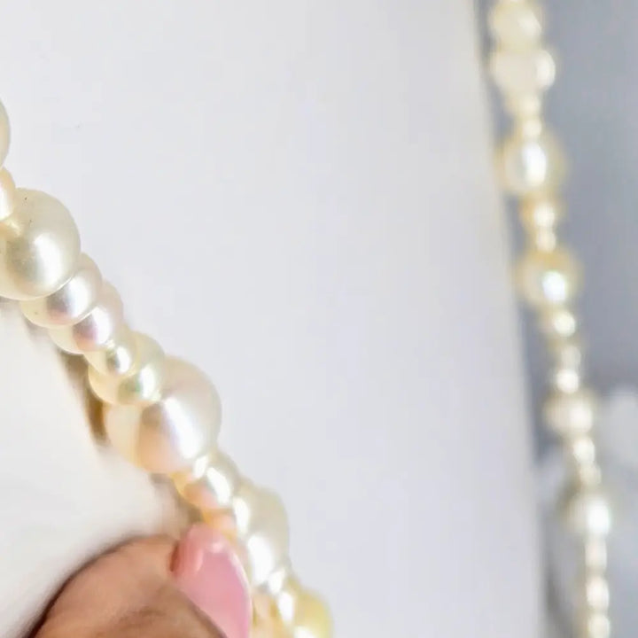 ?CLutching Pearls’ 36’’ Necklace - Pearls Enhancer Clip