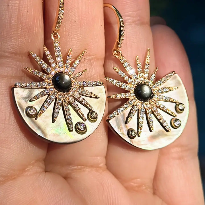 ?DArk Sunshine’ 1.5’’ Earrings - Tahitian Mother-of-pearl Zircon Anti-tarnish Gold Sterling